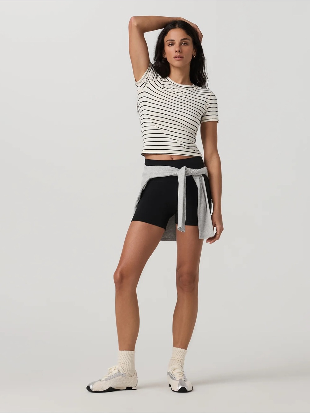 Vuori Pose Fitted Tee-NWT!!!